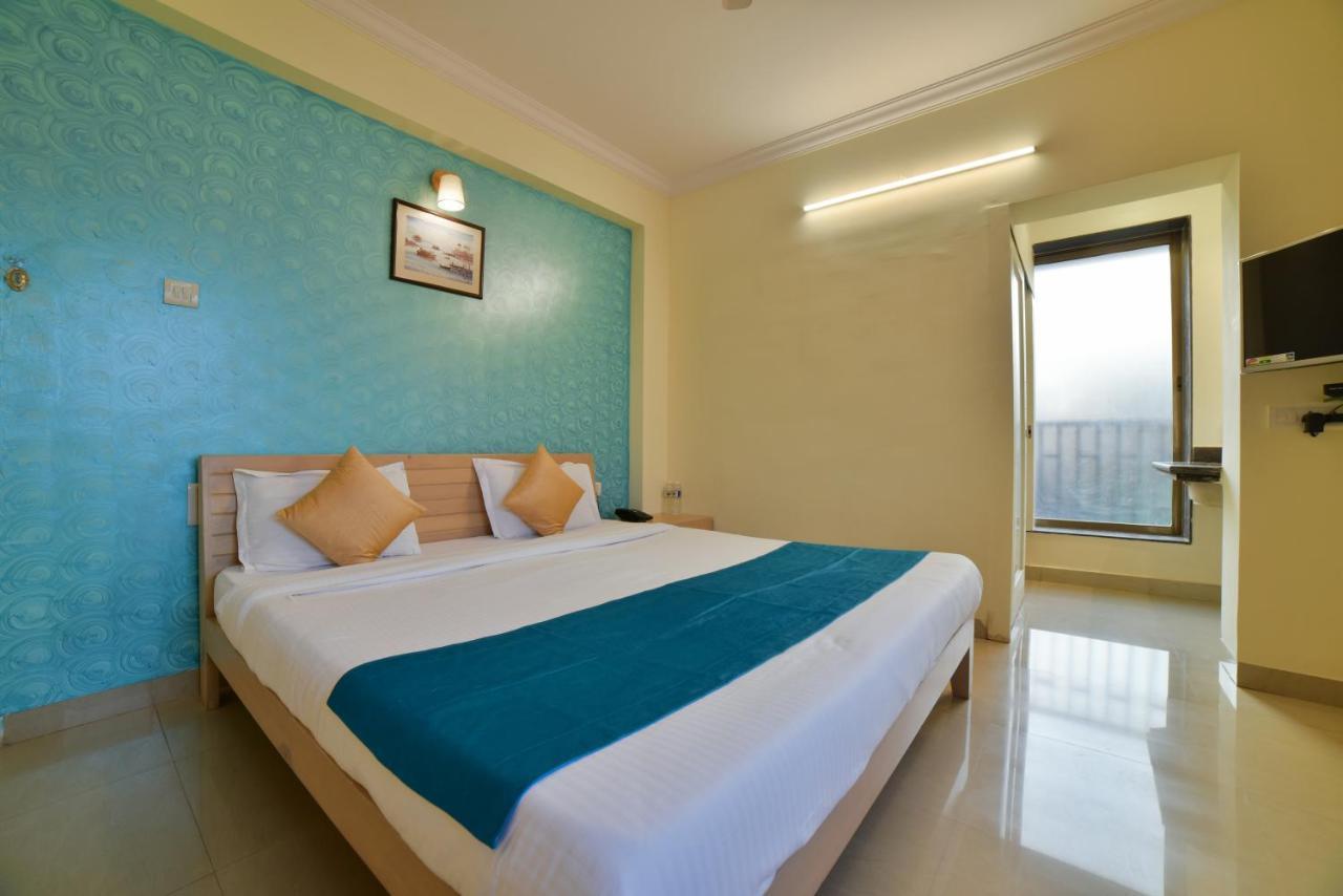 Palm Air Otel Panaji Dış mekan fotoğraf