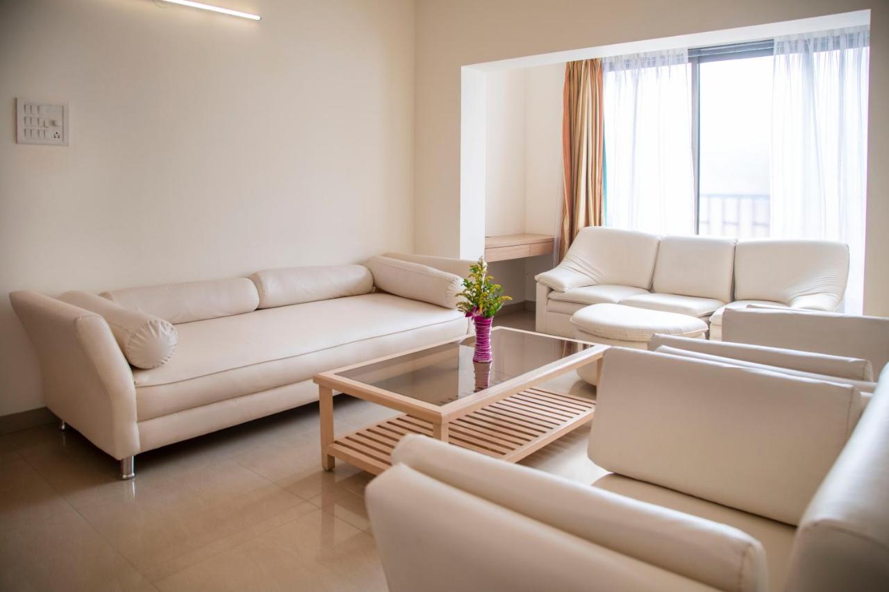 Palm Air Otel Panaji Dış mekan fotoğraf